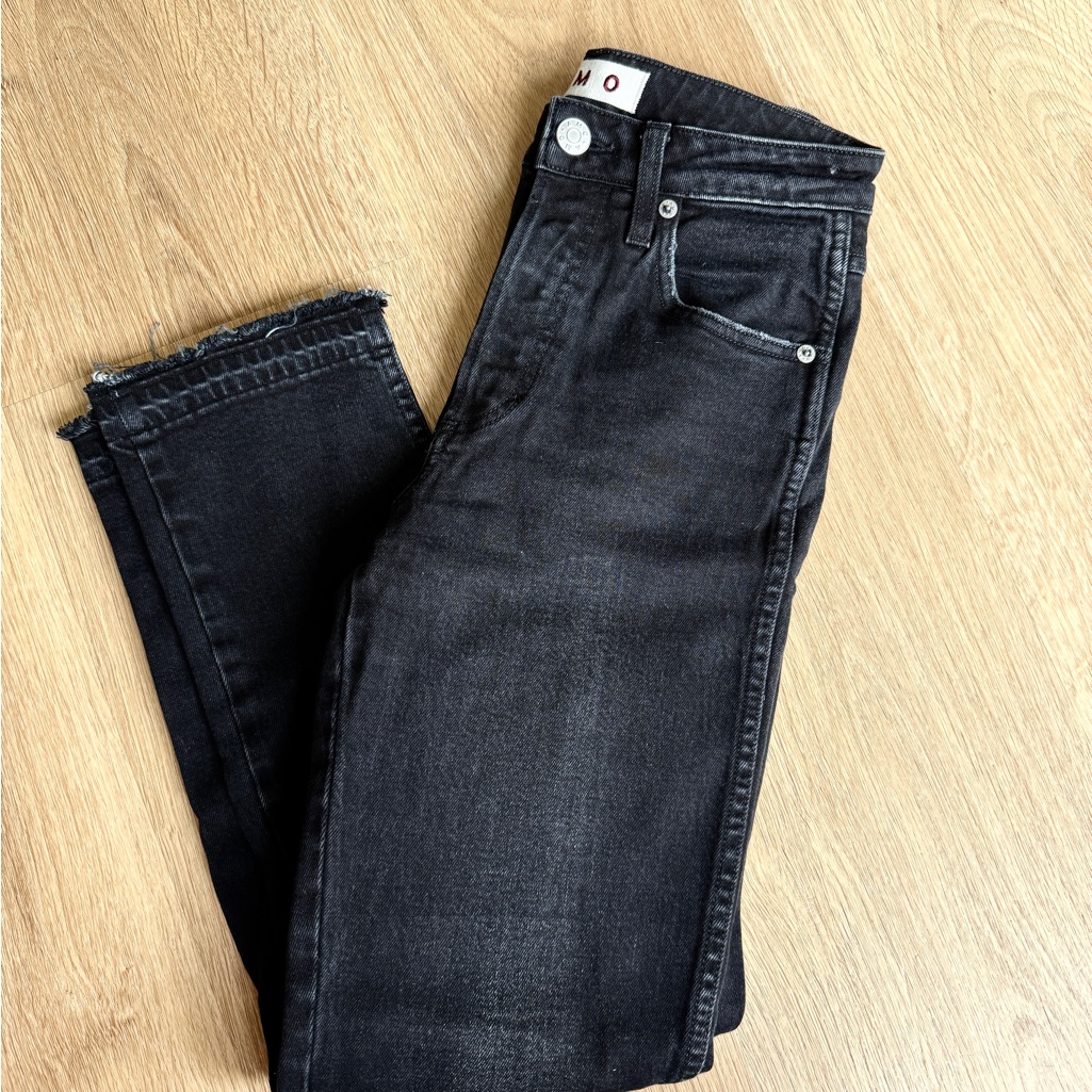 Amo Women's Babe High-Rise Jeans 26